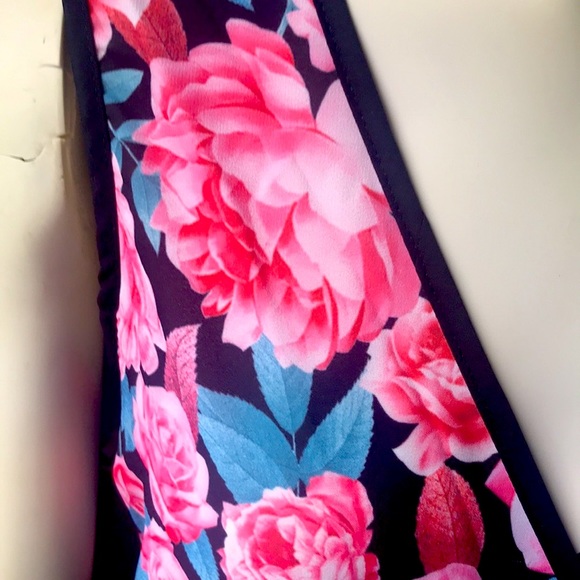 Rosegal  floral print wrapped dress size 4X - Picture 4 of 14